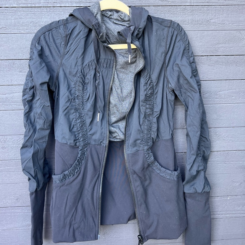 Lululemon Zip Up